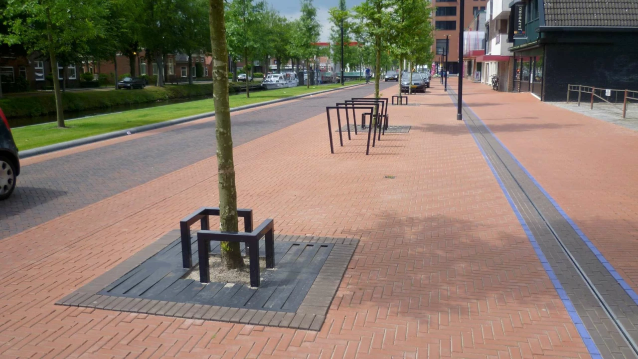 Fahrradbügel Cubic doppel Dorfzentrum Stadskanaal