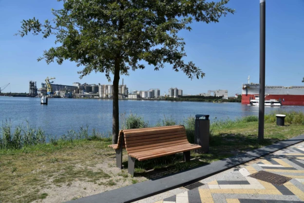 Afvalbak Constructo 102 voor de openbare ruimte