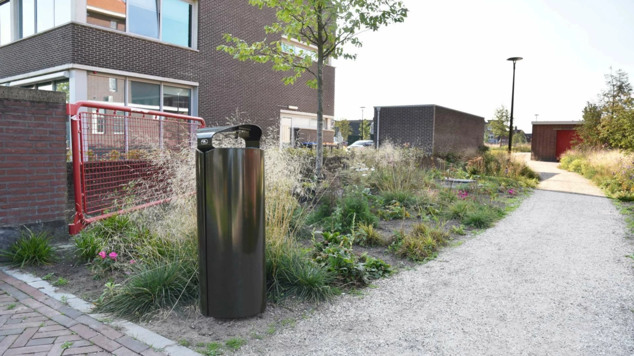 Afvalbak Constructo 72 voor de openbare ruimte