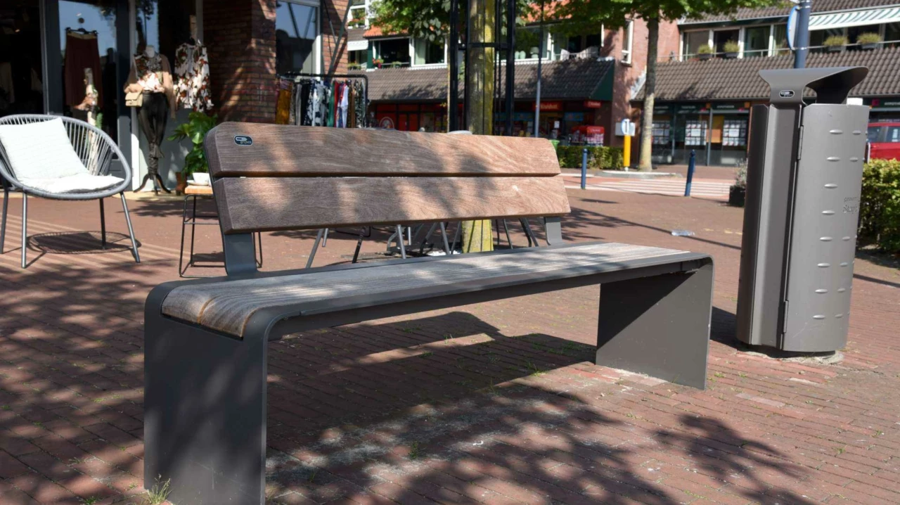 Buitenbank Bend enkelzits met rugleuning planken