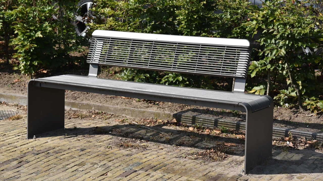 Buitenbank Bend enkelzits met rugleuning staal