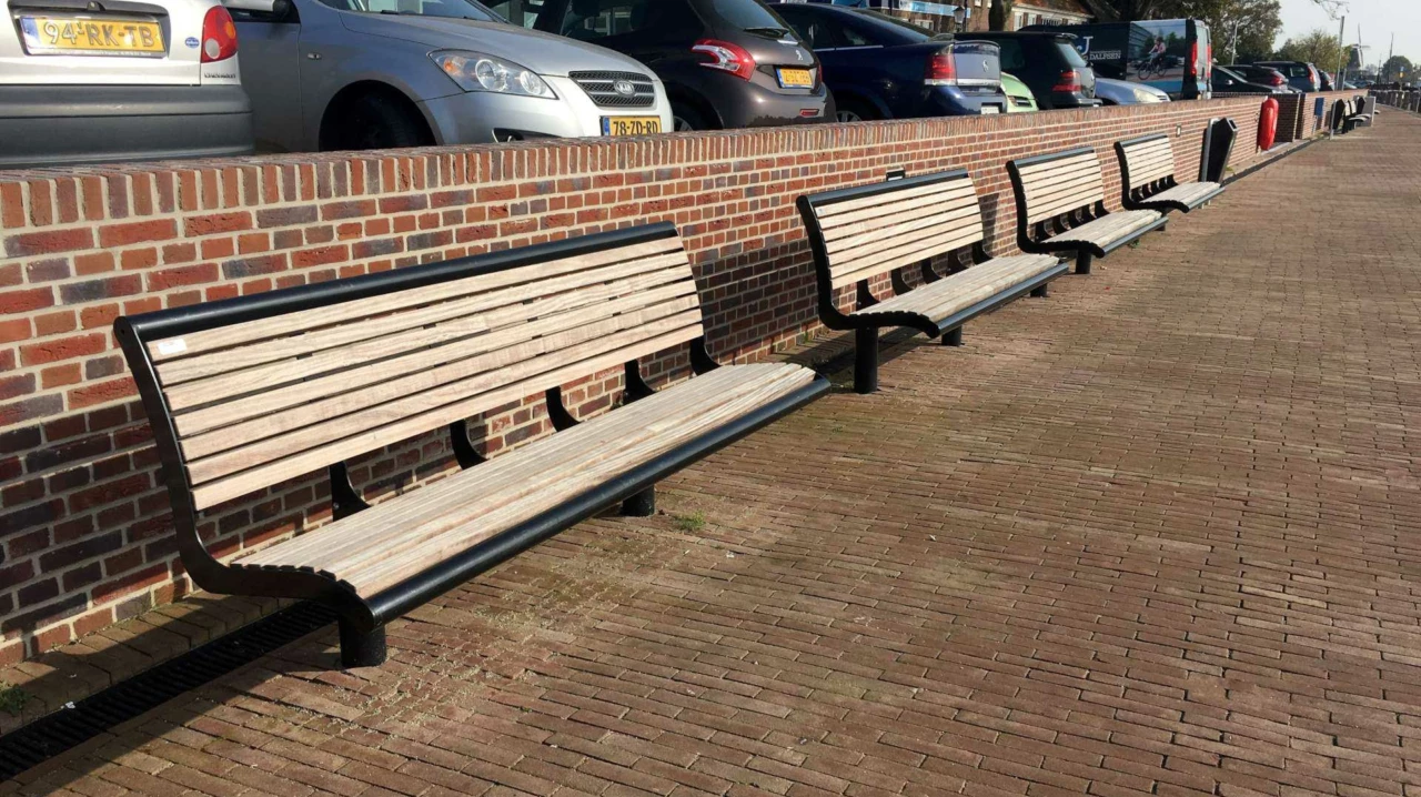 Buitenbank Cruzado enkelzits met rugleuning hout