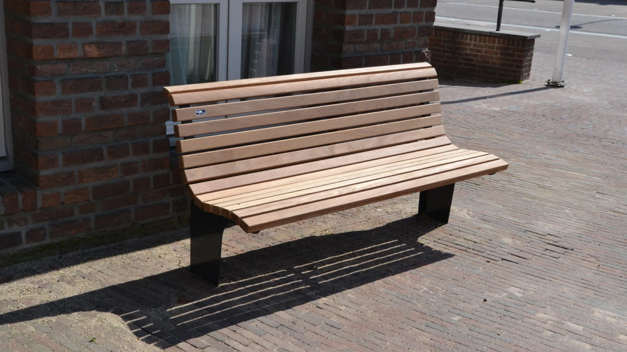 Notaris Einzelsitz mit Rückenlehne