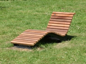 Buitenbank Notaris ligbed