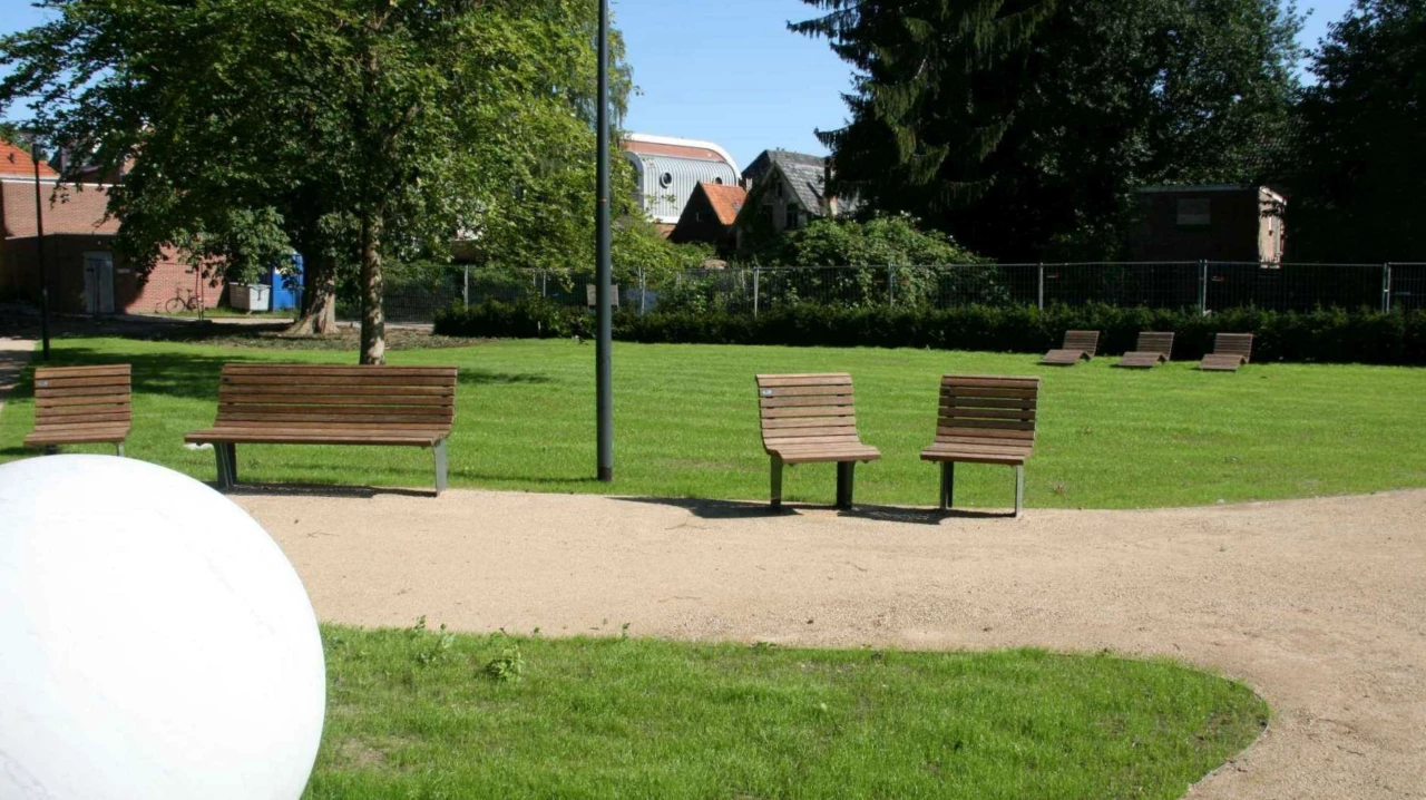 Buitenbank Notaris stoel