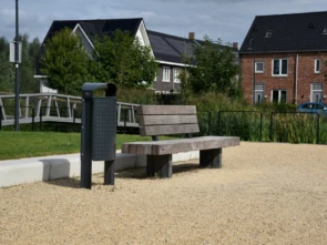 Buitenbank Plane plus enkelzits met rugleuning voor de openbare ruimte 2