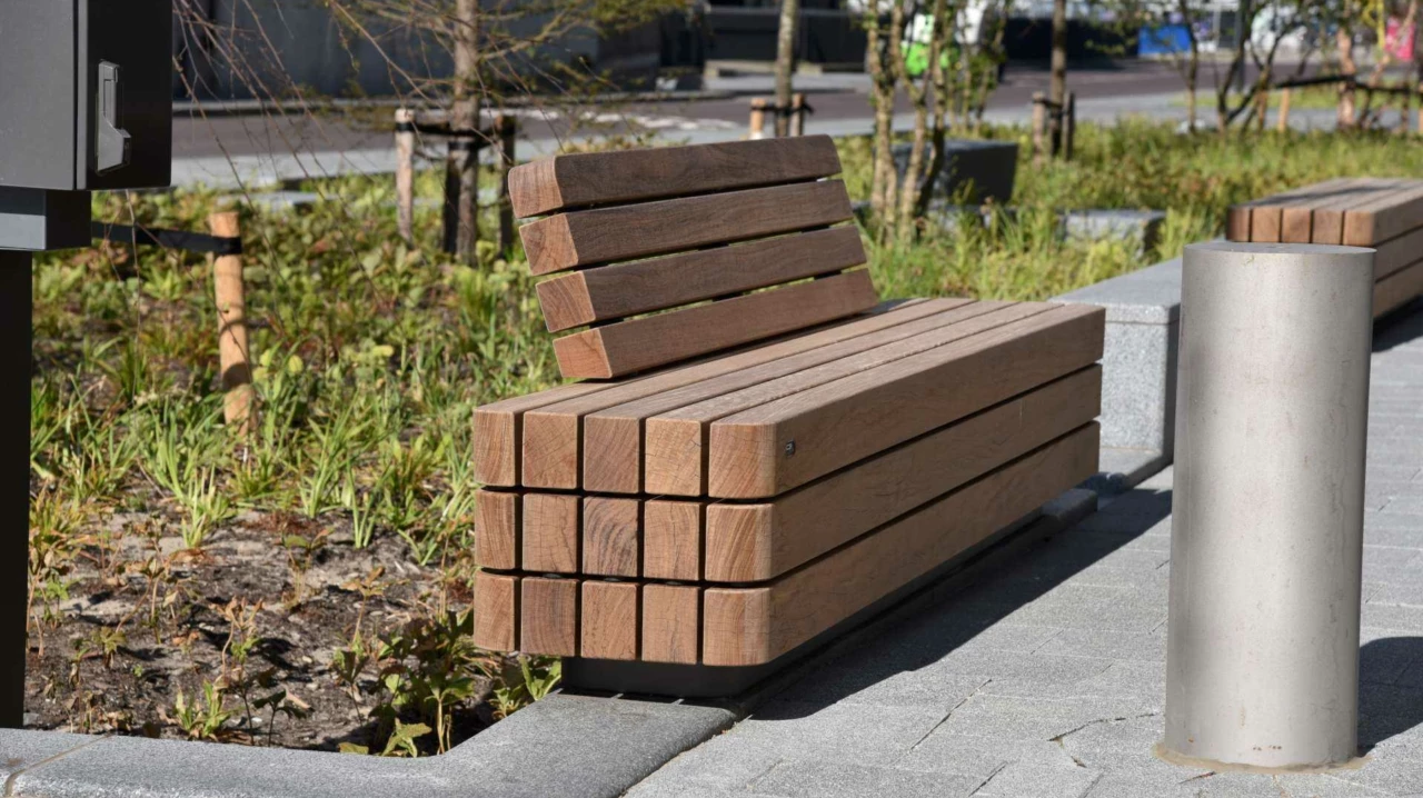 Buitenbank Plane Solid enkelzits met rugleuning
