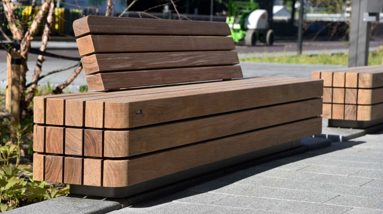Buitenbank Plane Solid enkelzits met rugleuning