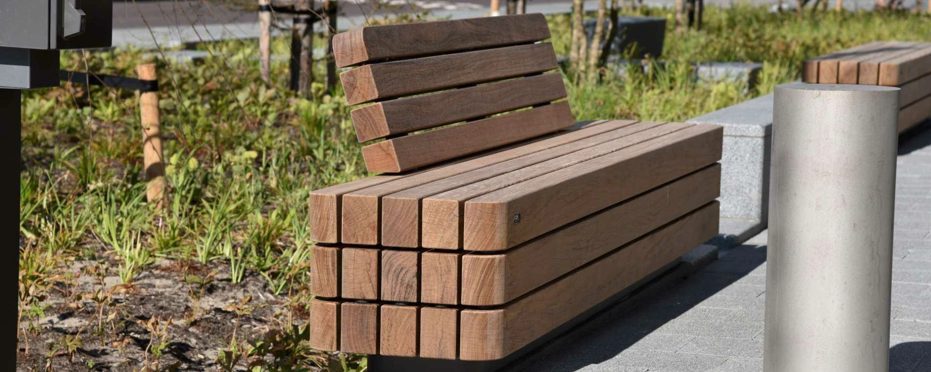 Buitenbank Plane Solid enkelzits met rugleuning
