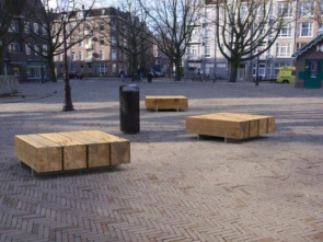 Pure Hocker 1500