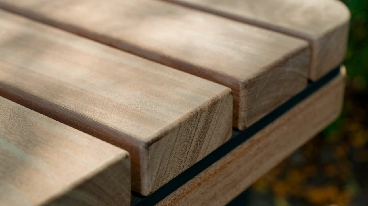 Buitenbank Rondure dubbelzits met rugleuning detail 2