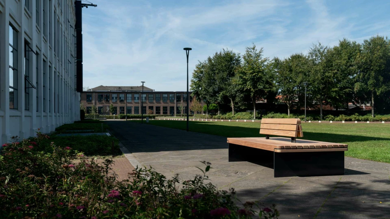 Buitenbank Rondure dubbelzits met rugleuning 1