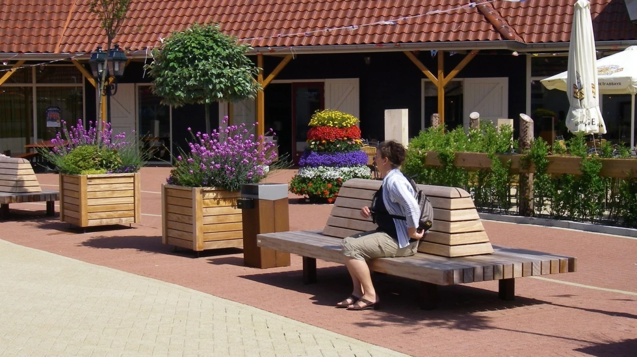 Rendering Tail (kleine Rückenlehne) Parkbänke Grijsen