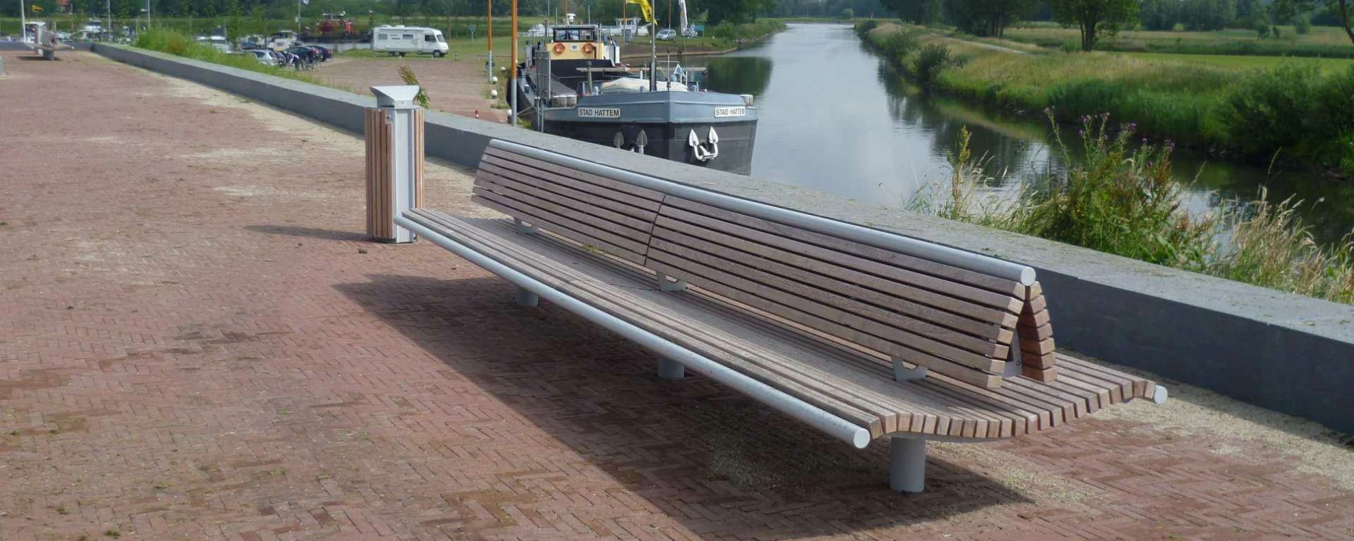 Buitenbank Wenters dubbelzits met rugleuning hout