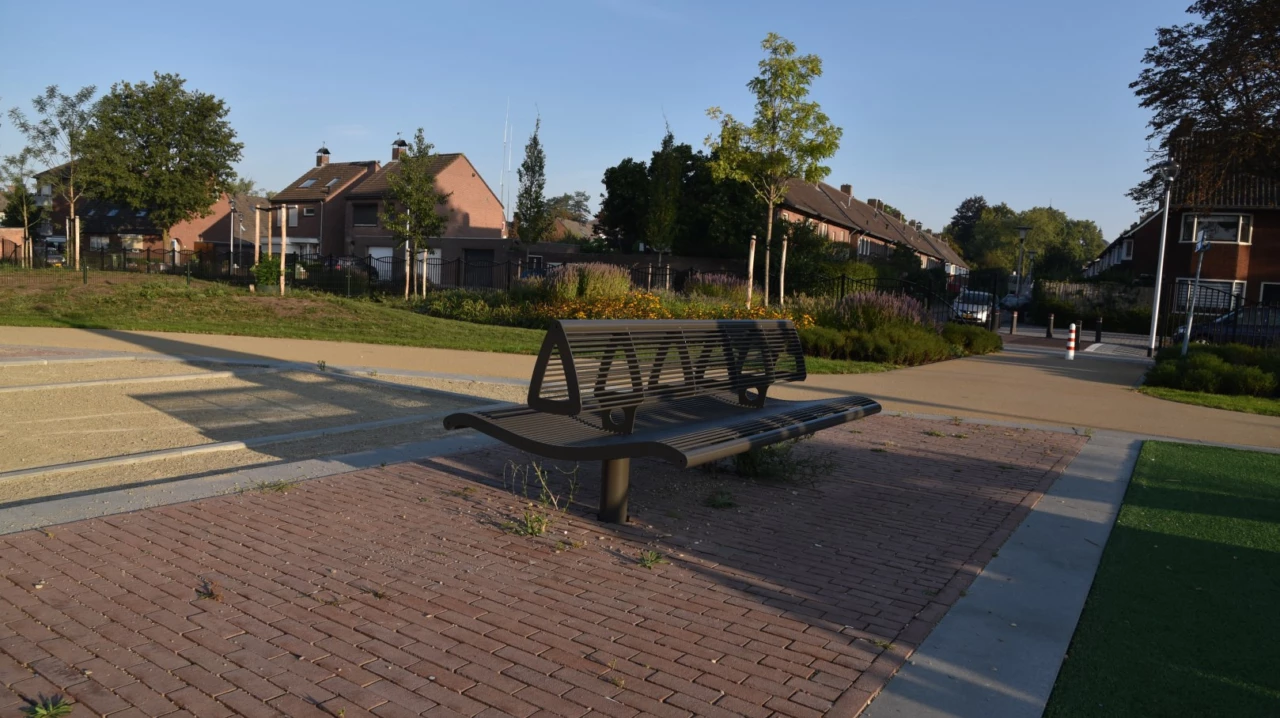 Buitenbank Wenters dubbelzits met rugleuning staal