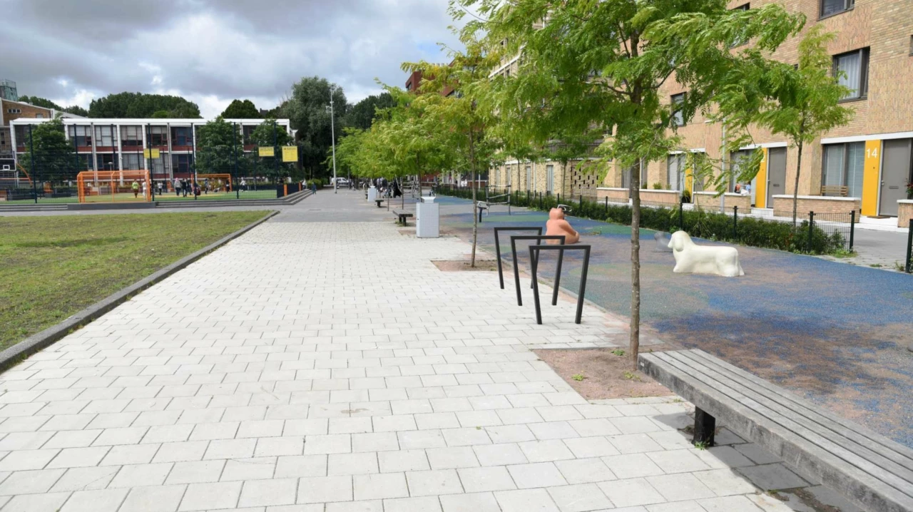 Fietsbeugel Cubic dubbel 630 voor de openbare ruimte