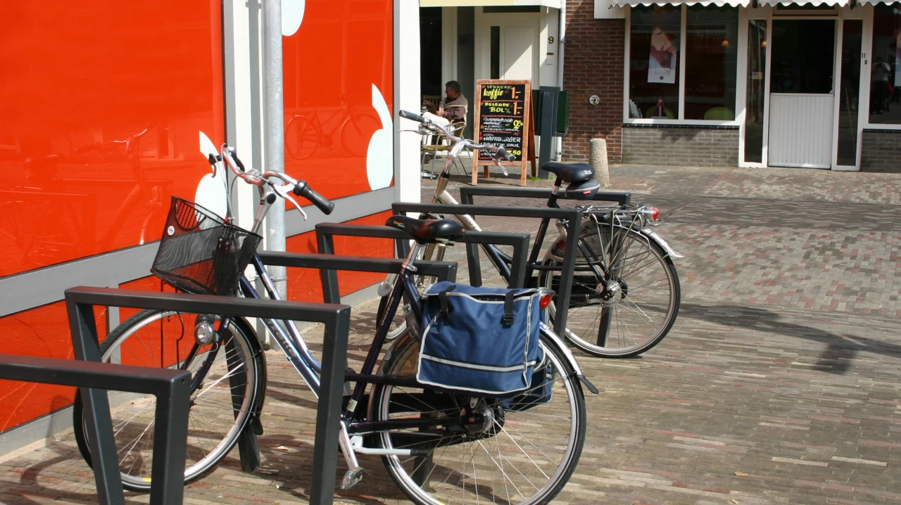 Fietsbeugel Cubic Dubbel voor de openbare ruimte