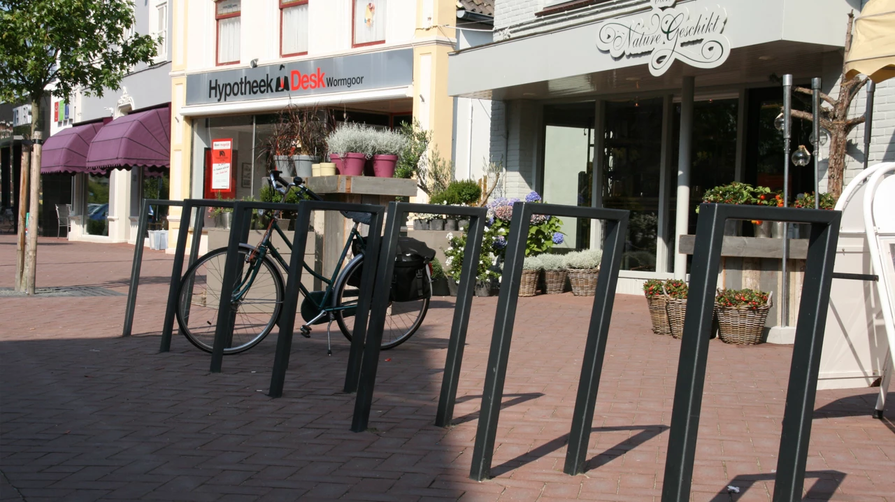 Fietsbeugel Cubic Enkel voor de openbare ruimte