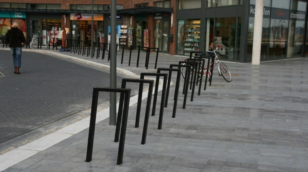 Fietsbeugel Cubic Enkel voor de openbare ruimte