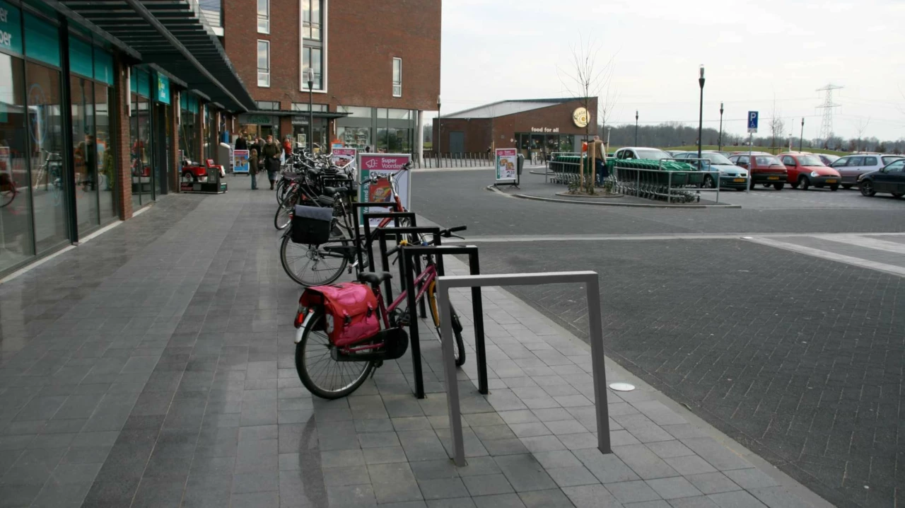 Fietsbeugel cubic enkel 900 voor de openbare ruimte