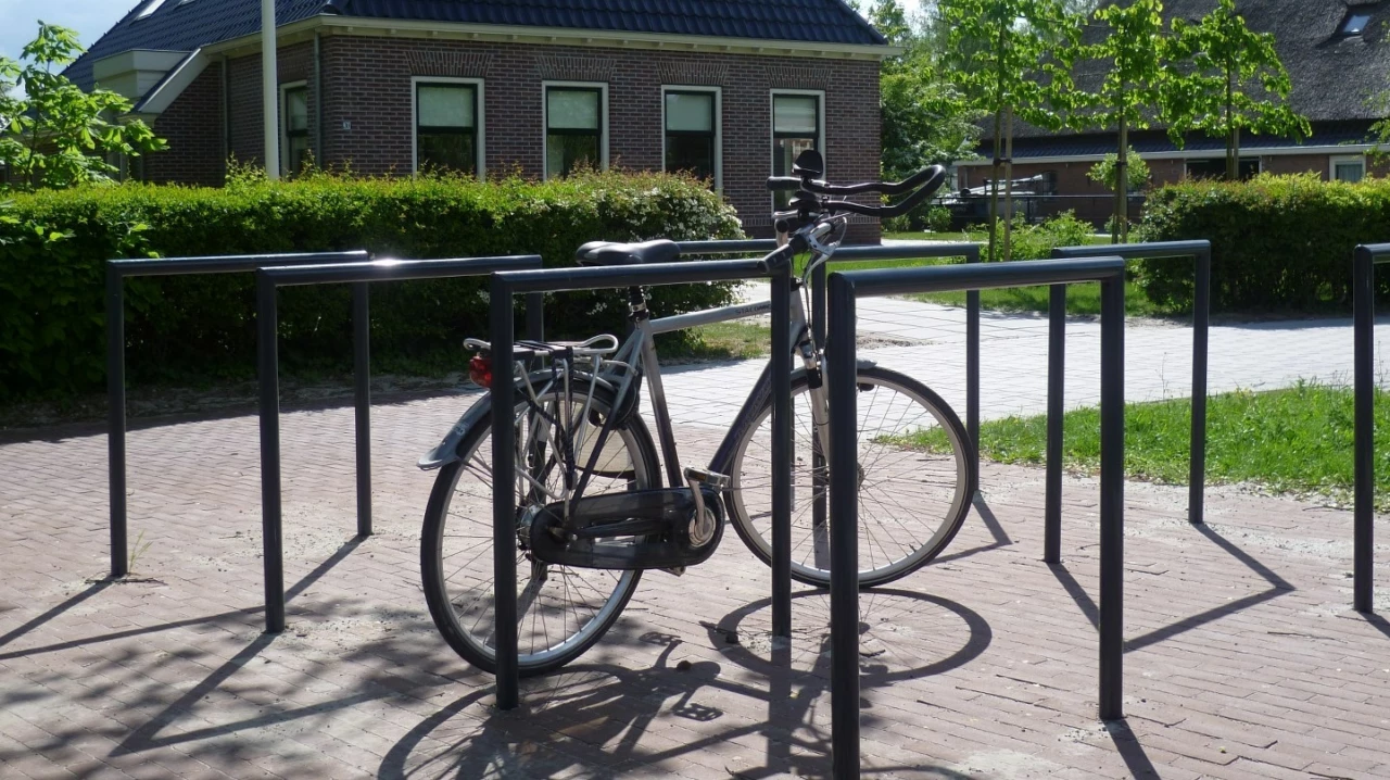 Fietsbeugel Rondo Dubbel voor de openbare ruimte