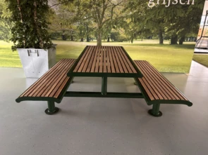 Houten picknickset Cruzado voor de openbare ruimte