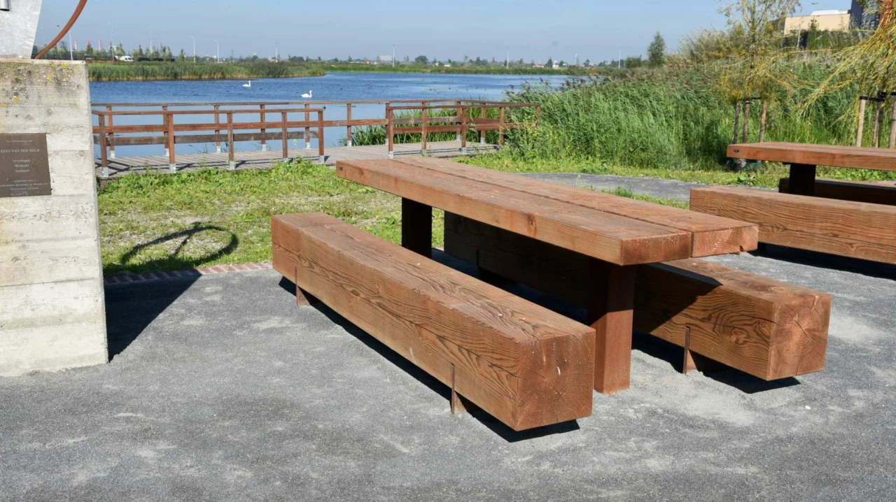 Picknickset Pure II Douglasie Cortenstahl