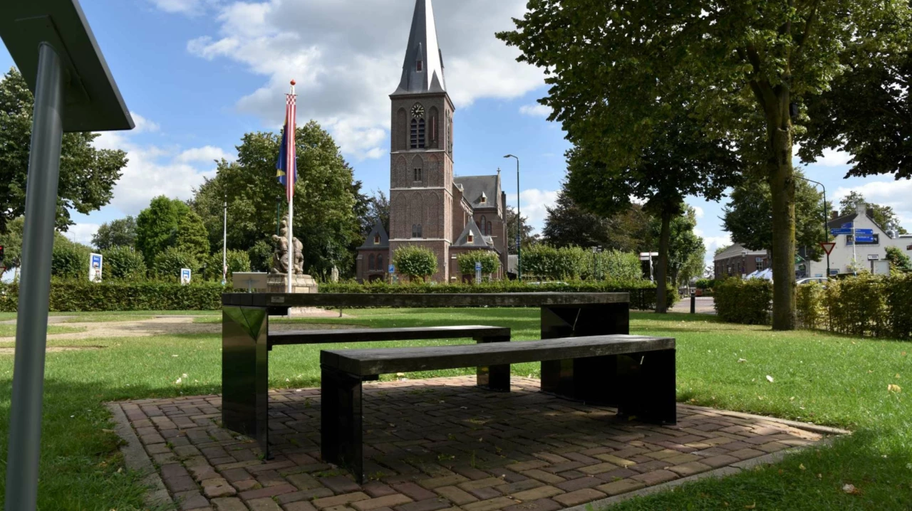 Picknickset Quadrat für den öffentlichen Raum 9