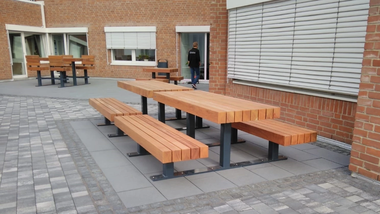 Erftstadt Dakterras Ingenieursbureau Plane Stammtisch picknicksets maatwerkbank 6