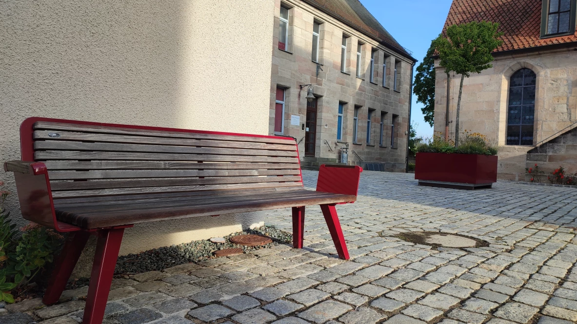 Retro Parkbank Haaks Pflanzkübel Grijsen Möhrendorf 2