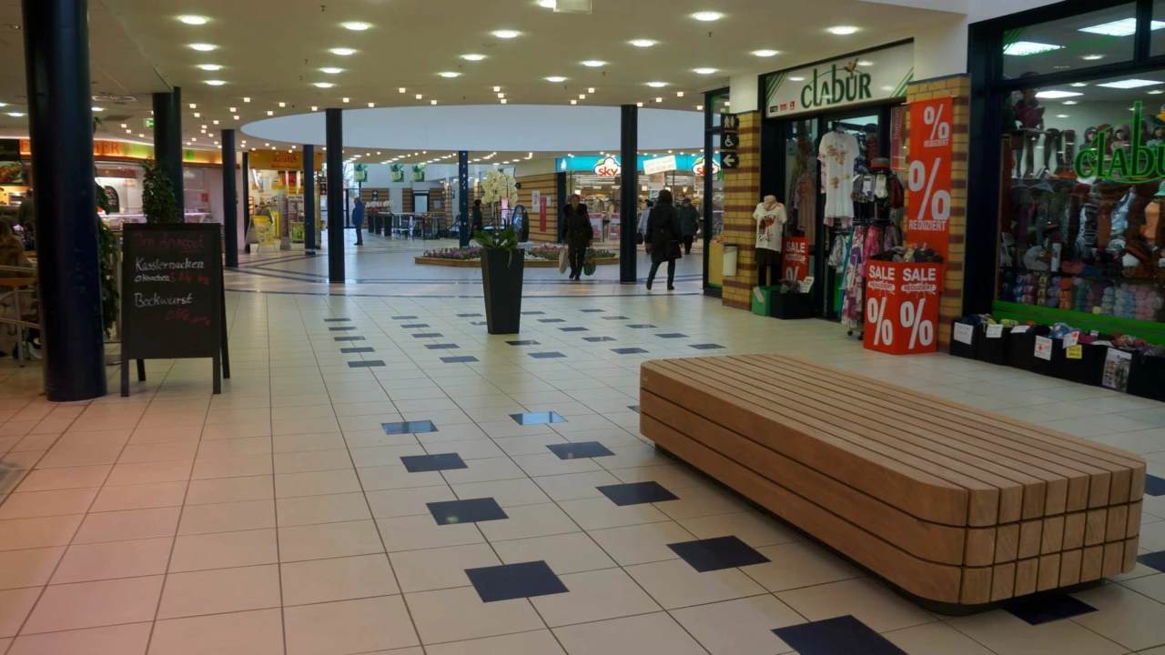 Parkbank Plane Solid Doppelsitz Reuterpassage Rostock