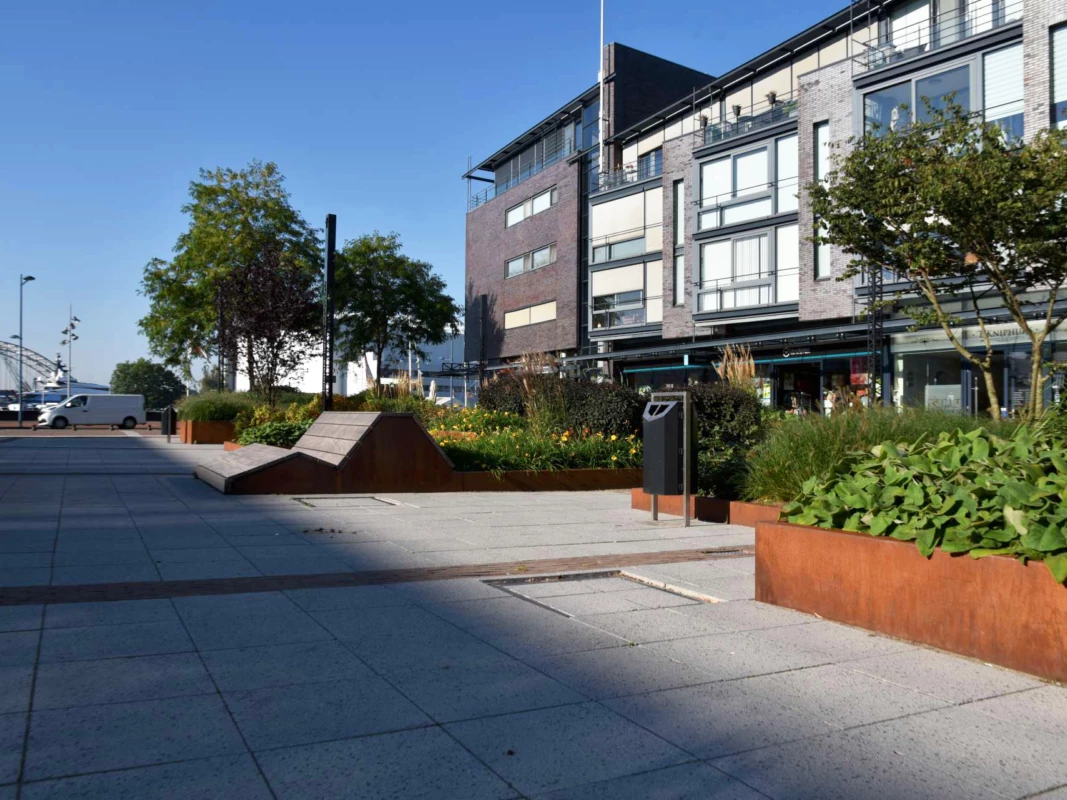 Alblasserdam Raadhuisplein Maatwerk Cortenstaal 5