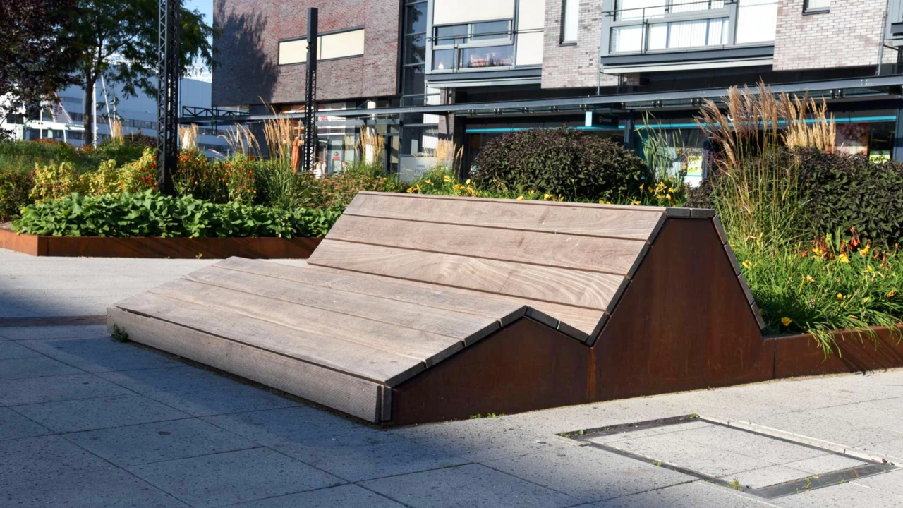 Alblasserdam Raadhuisplein Maatwerk Cortenstaal 8
