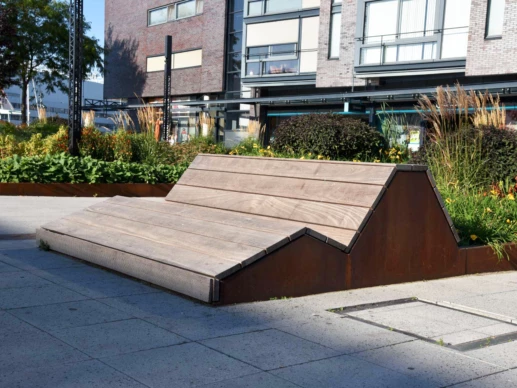 Alblasserdam Raadhuisplein Maatwerk Cortenstaal 8