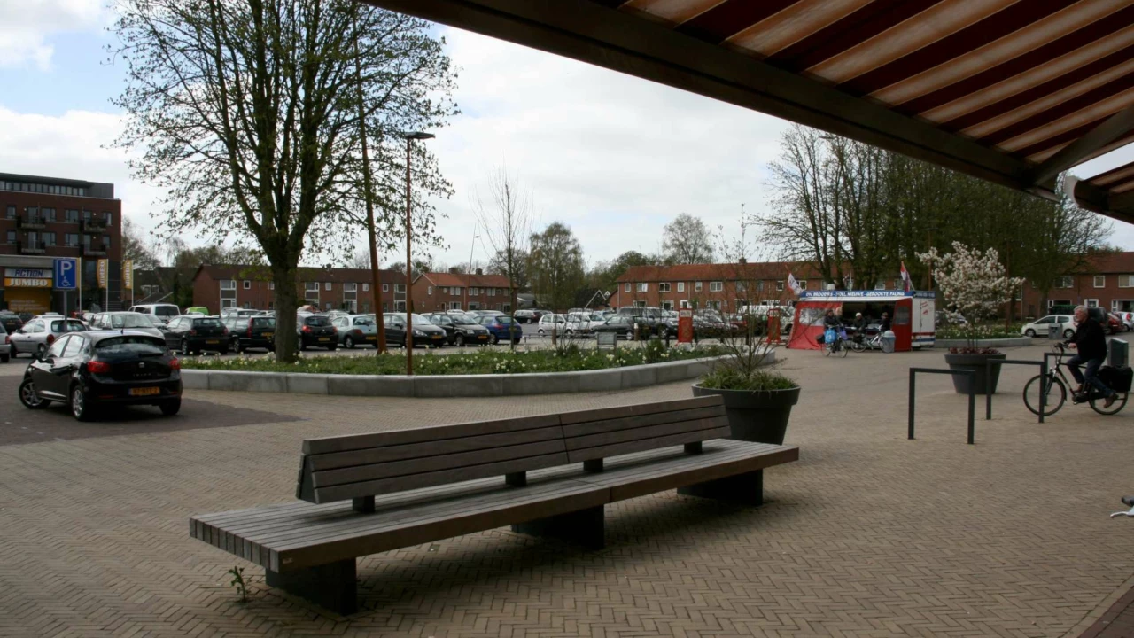 Burgum Winkelgebied Areka Plane Plus dubbelzits met comfort rugleuning square dubbel fietsbeugel straatmeubilair grijsen 2