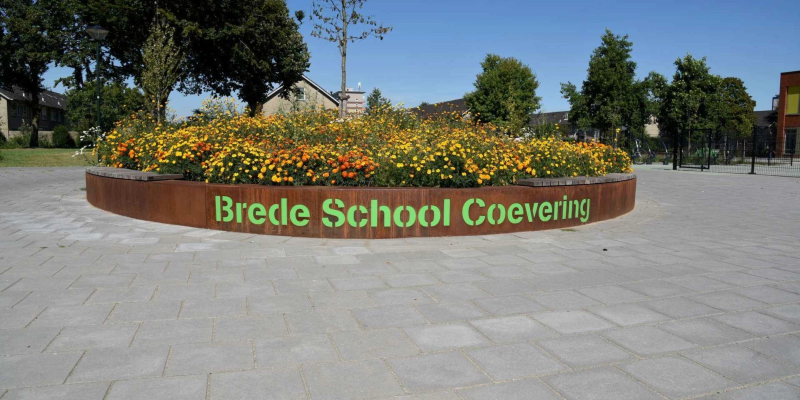Geldrop Brede School Coevering Plantenbakken 2