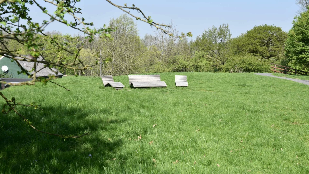 Parkbänke Notaris Liegen und Notaris Liege Duo Rastplatz Nieuwegein
