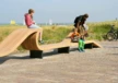 Noordwijk - Golfbank in stijl van Plane - Buitenbank in de openbare ruimte 4