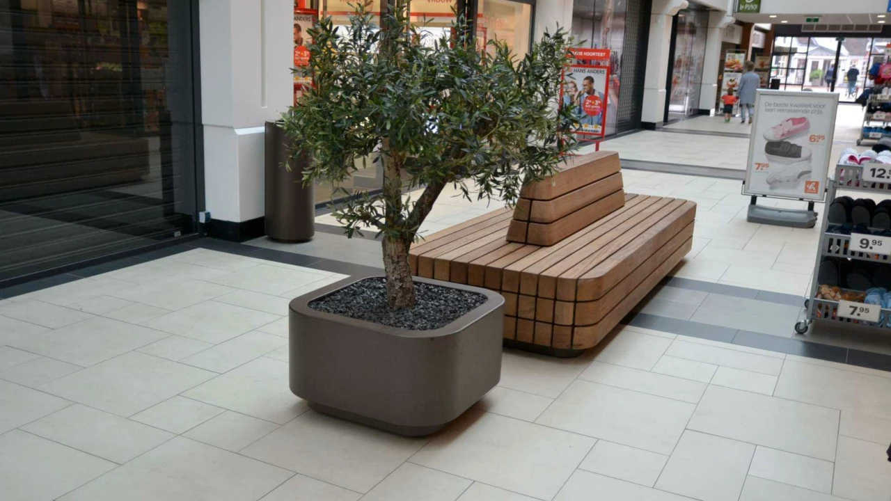 Oosterhout Winkelcentrum Arendshof Plane Solid Solid Plantenbak 4