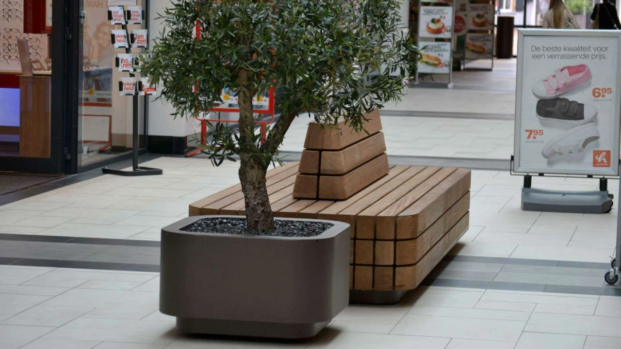 Oosterhout Winkelcentrum Arendshof Plane Solid Solid Plantenbak 7
