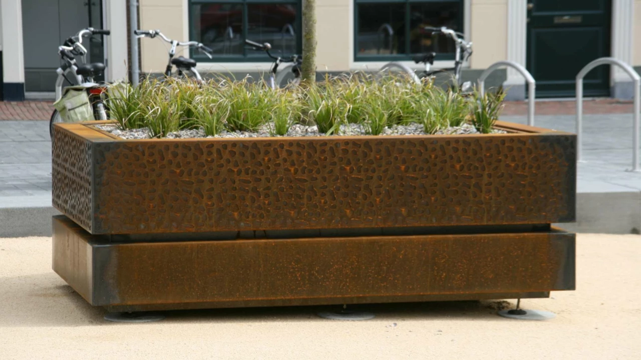 Vlissingen Bellamy Park maatwerk plantenbakken en podiums 11