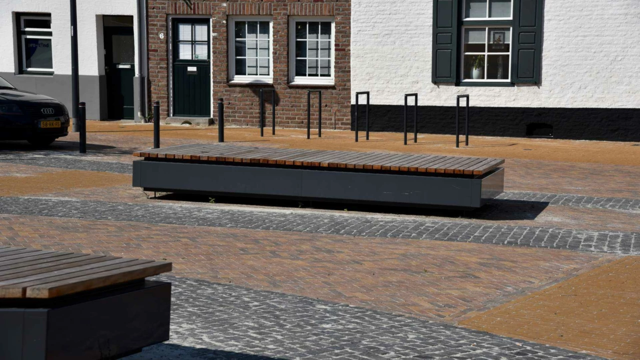 Waubach Oude Markt fietsbeugels 2