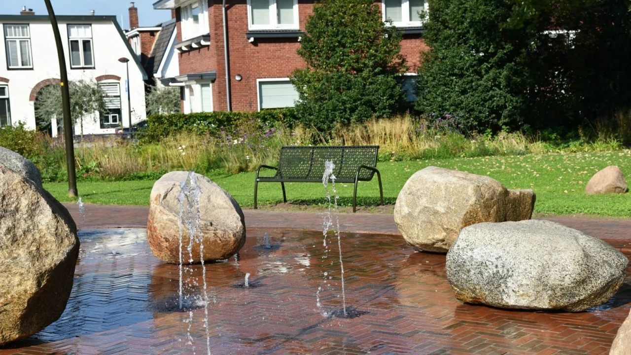 Parkbank maßgefertigt Vrijheidspark Winterswijk