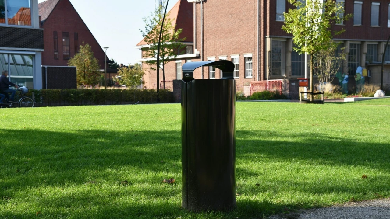 Abfallbehälter Constructo 72 Vrijheidspark Winterswijk