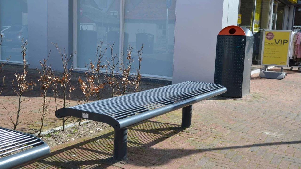 Woudenberg Dorpscentrum Column 200 Cruzado boombank 9