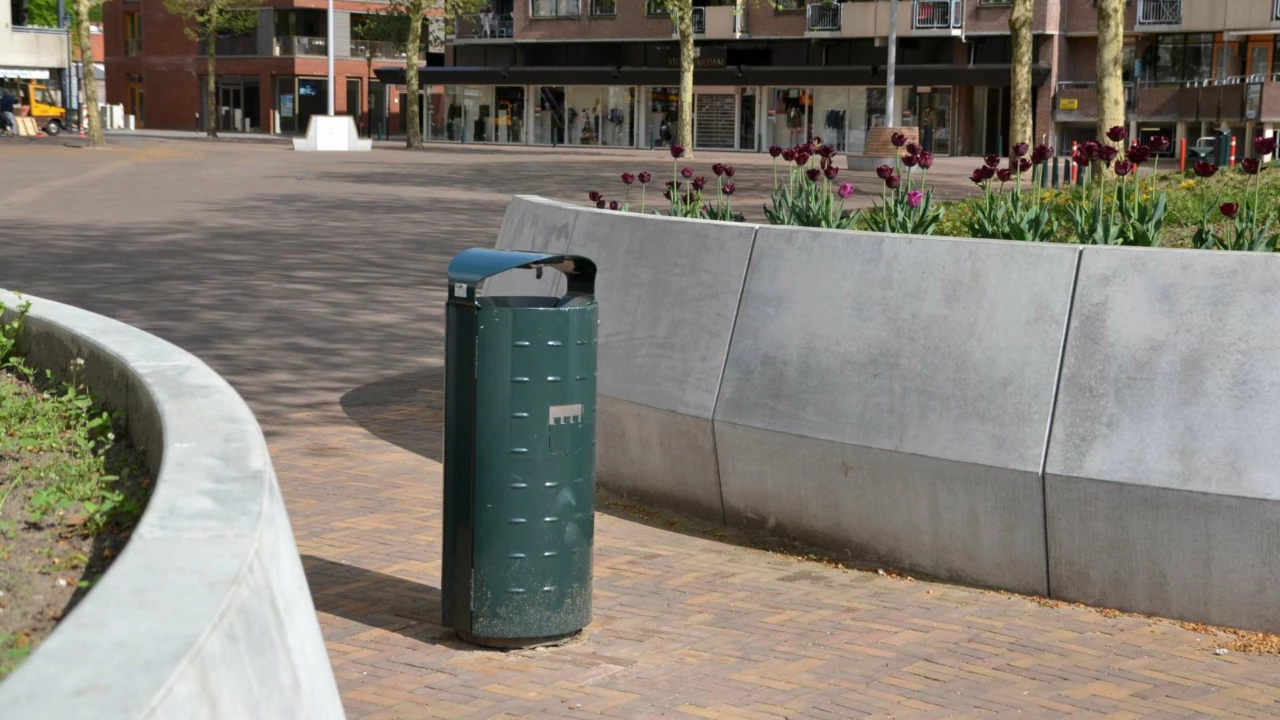 Marktplein Zeist Muurbank Constructo 102 Maatwerkbank voor Voorzieningenkast Nietje 5
