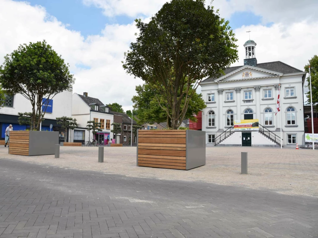 Pflanzkübel maßgefertigt Molenstraat Zundert