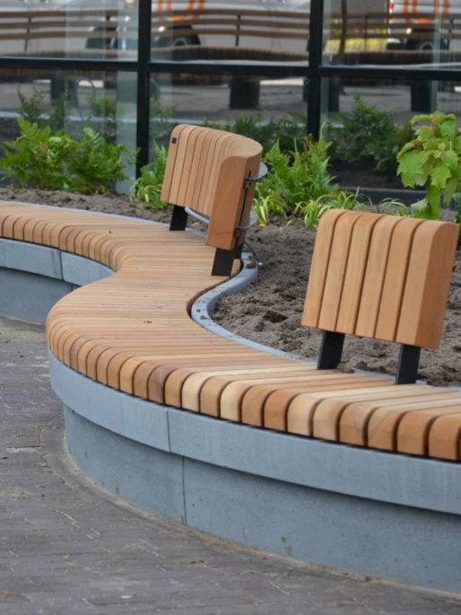 Parkbank Grid maßgefertigt BolDuc 's-Hertogenbosch